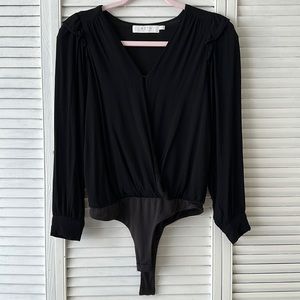 Bodysuit / blouse